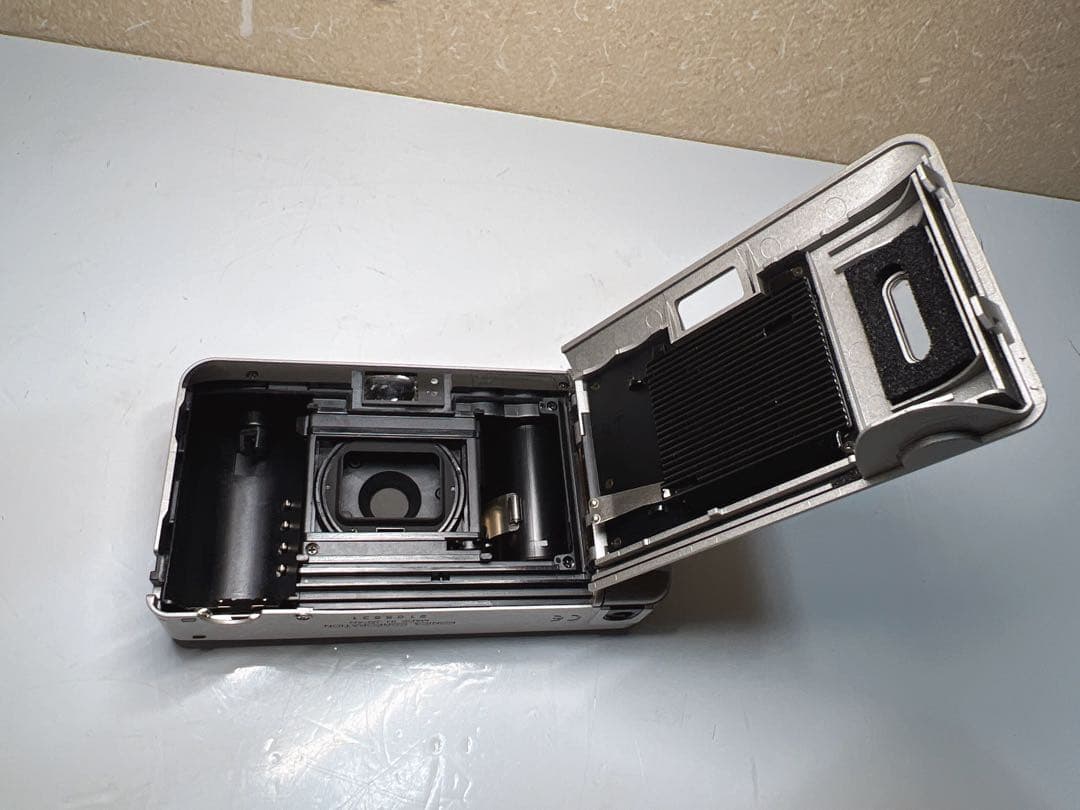 フィルムカメラ Konica Bigmini F コンパクトフィルム