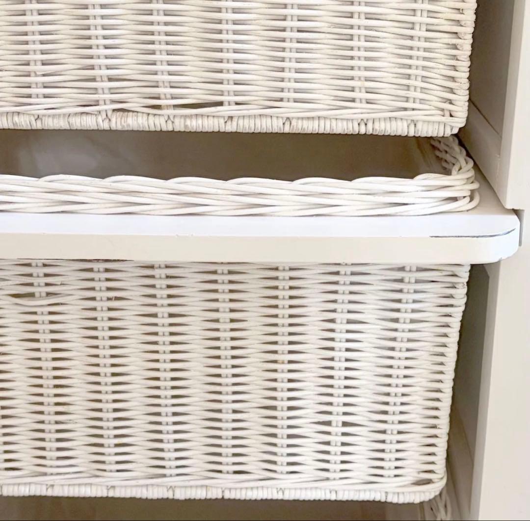 藤　ホワイトチェスト　タンス　5段引き出し　収納　ラタン　フレンチカントリー