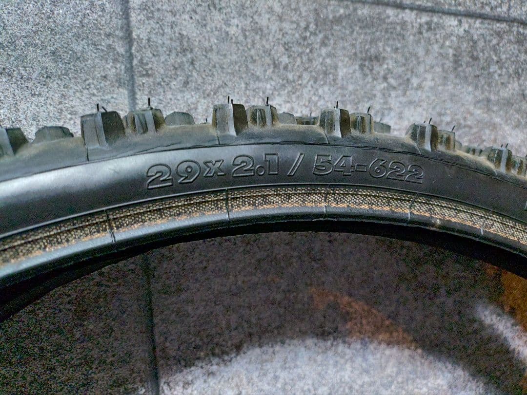 SUOMI TYRES Gazza Extreme 294 29×2.1２本組