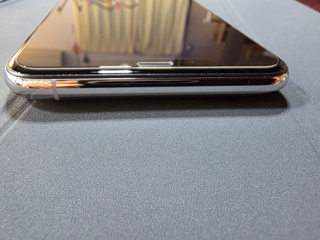 iPhone XS Max 256GB SIMロック解除済み SIMフリー