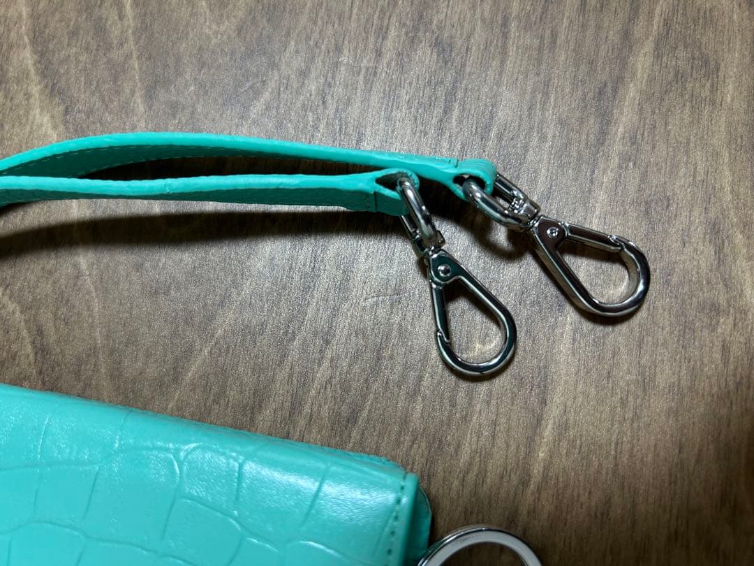 鈴木亜美さん iPhone16proケースとストラップ2点セット