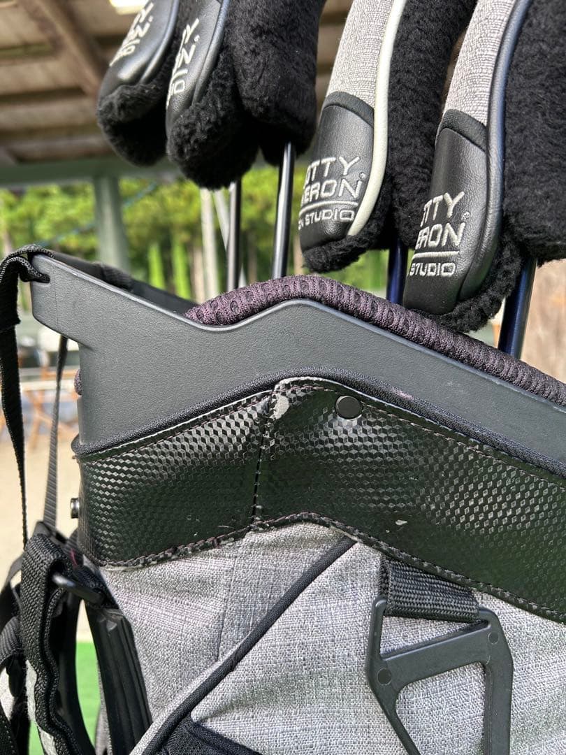 スコッティキャメロン　キャディバッグヘッドカバー付き