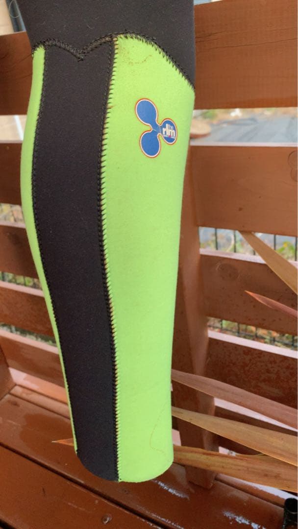 The Rim セミドライウエットスーツ ブラック/グリーン