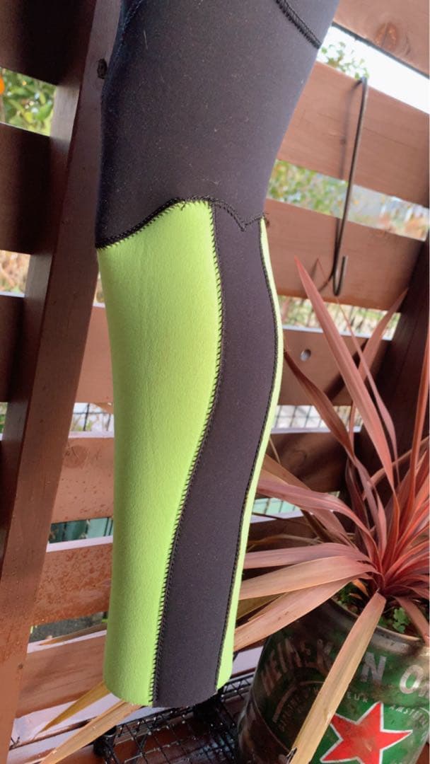 The Rim セミドライウエットスーツ ブラック/グリーン