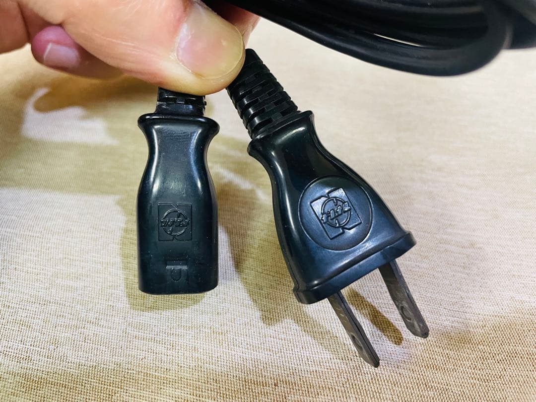 National COUGAR RF-2200 BCLラジオ クーガ