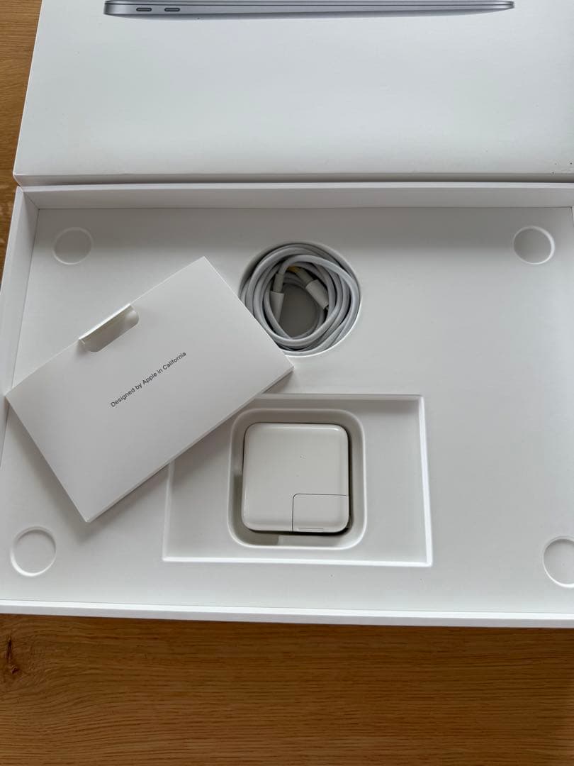 MacBook本体 nguyenbaMacBook Air M1 2020