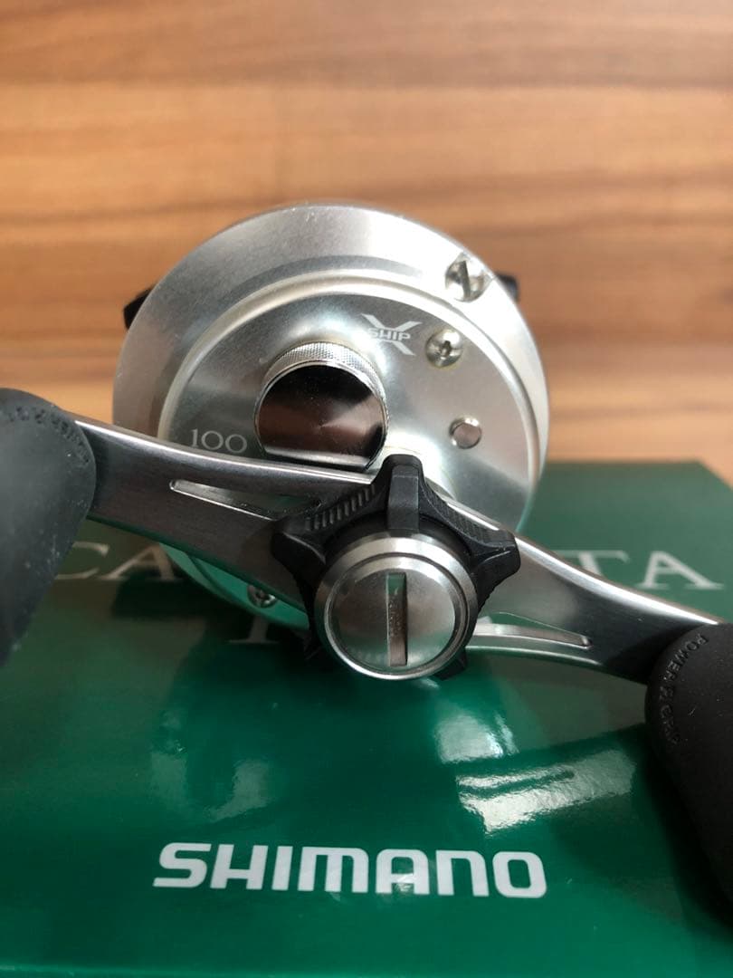 【美品】シマノ 12カルカッタ 100 SHIMANO 12 CALCUTTA