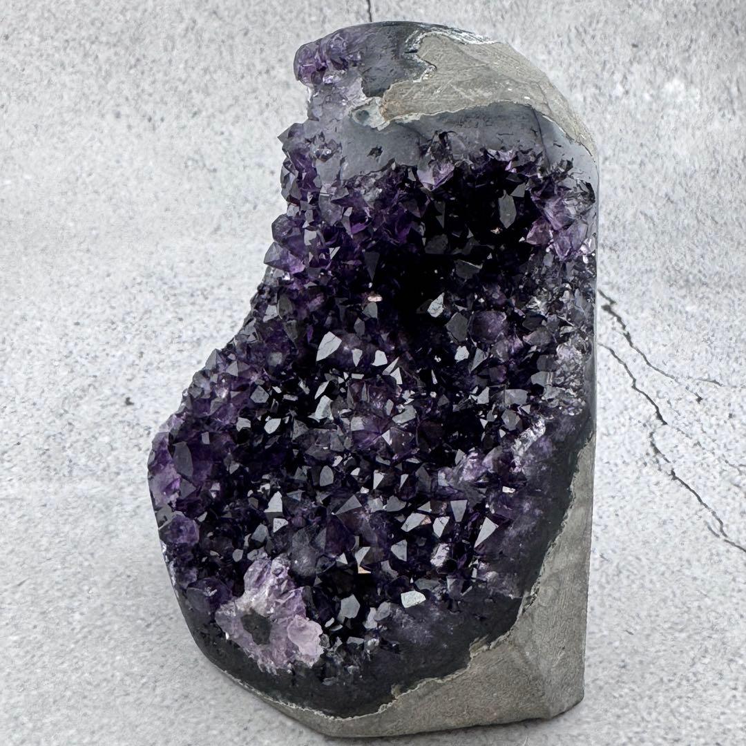 G-100アメジストクラスター ドーム 原石 天然石 パワーストーン　インテリア
