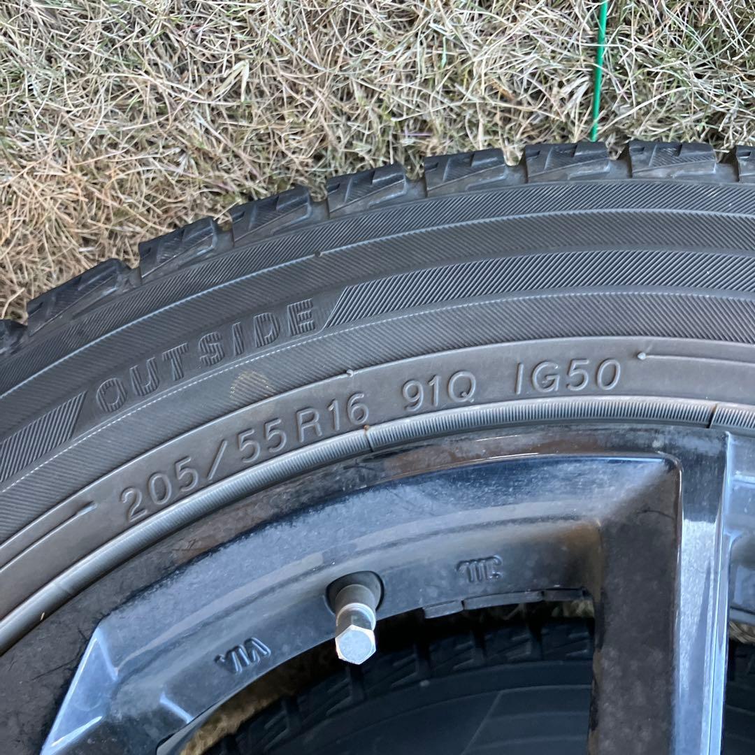 ボルボ　V50 スタッドレスタイヤ　205/55 R16 91Q IG50