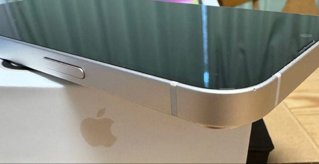 iPhone14 256GB SIMフリー バッテリー88% オマケ付　箱あり