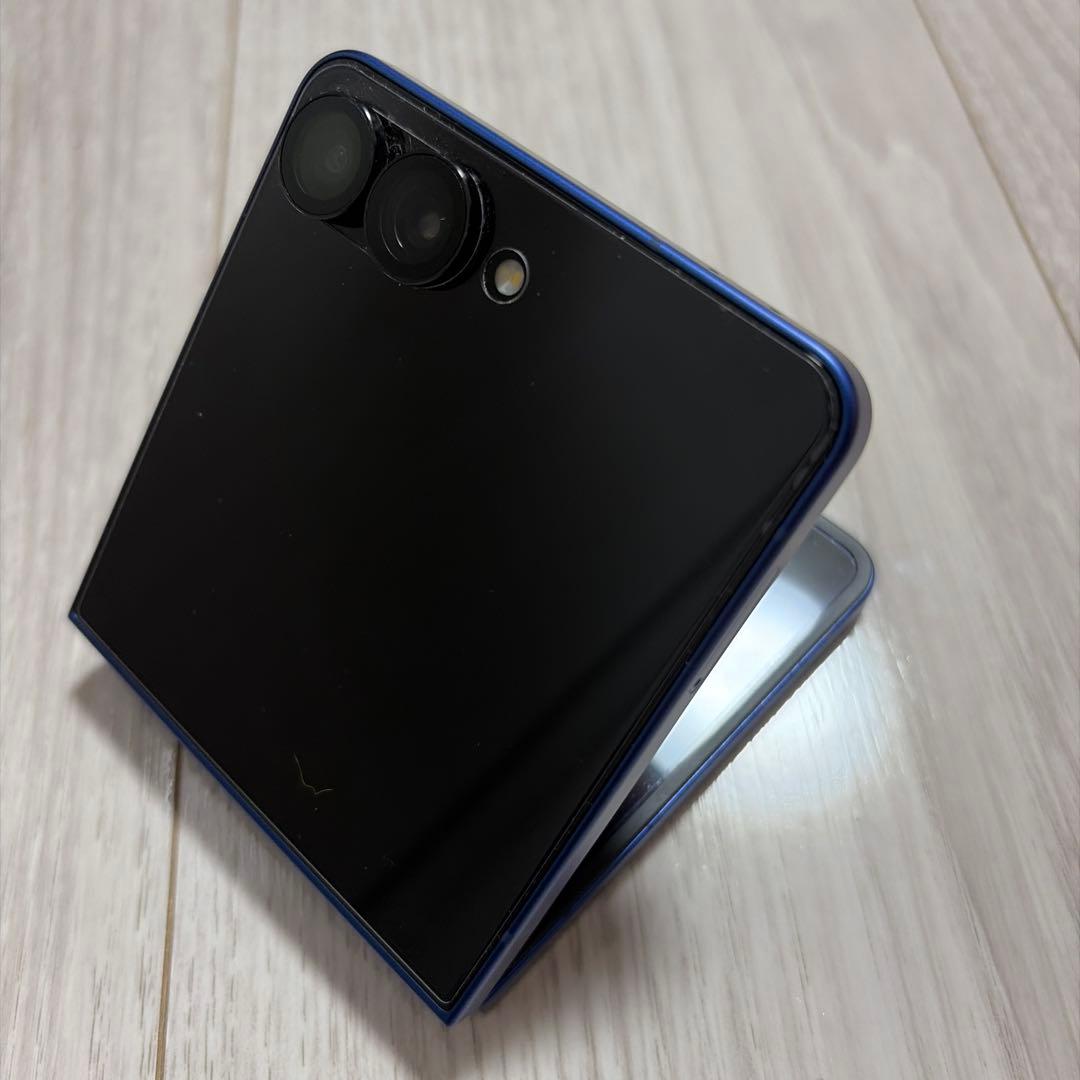 Galaxy Z Flip7 256GB 国内版SIMフリー 本体ブルー