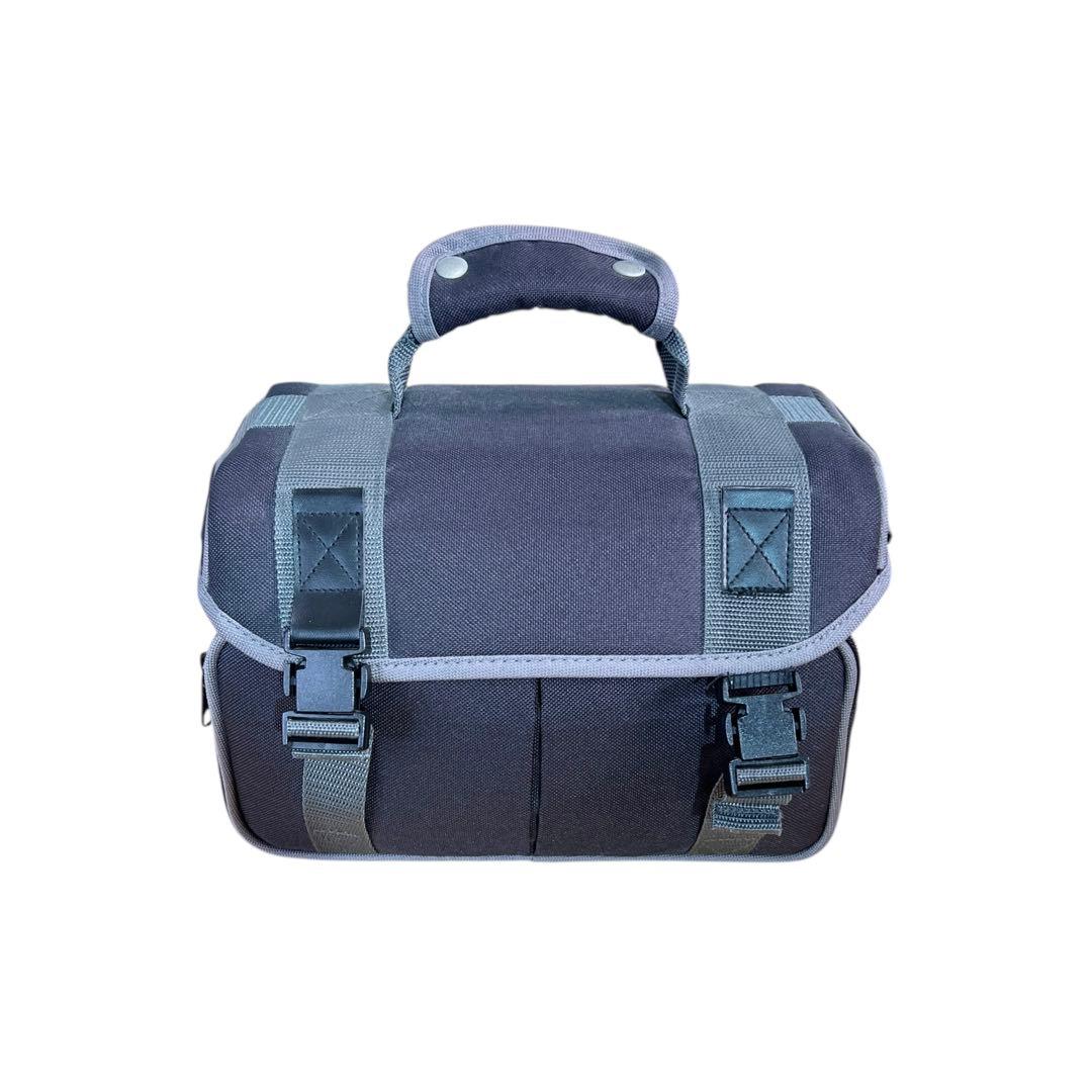 【希少カラー・極美品】Canon EOS Kiss X9 シルバー レンズキット