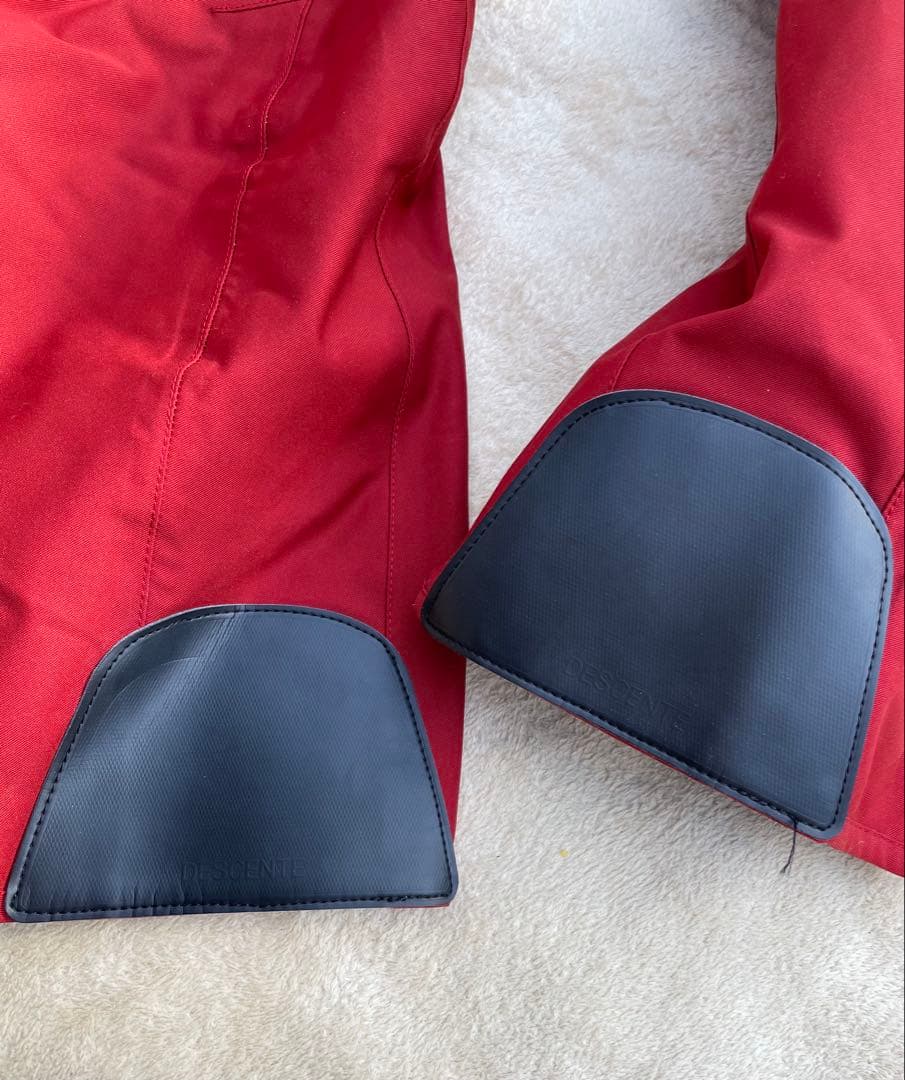 美品DESCENTEデサント スキーウェア上下 ホワイト/レッド Mサイズ