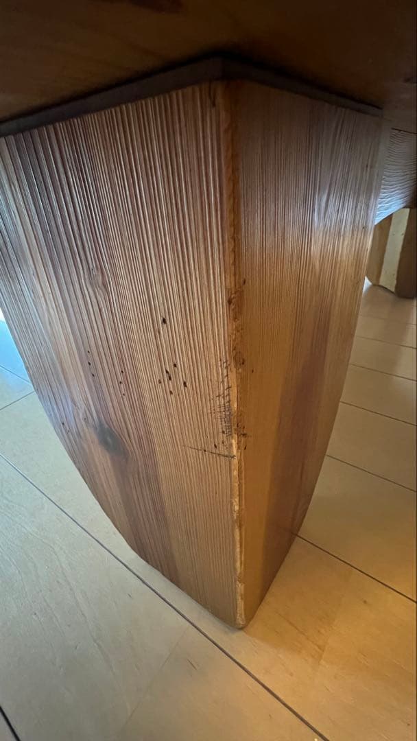 アクタス　F1テーブル　直径126㌢