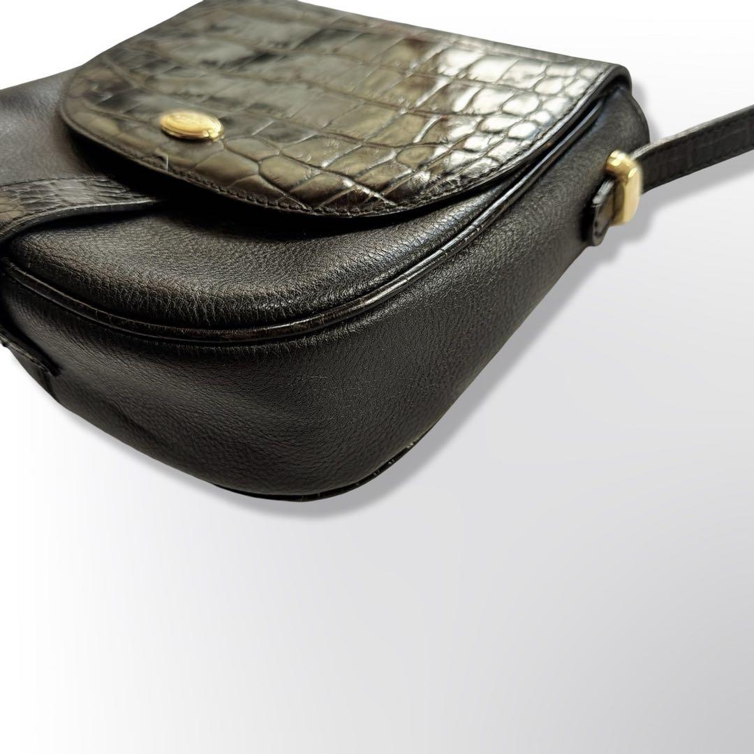 BALLY ショルダーバッグ　クロコダイル　ブラック　ゴールド金具　レザー