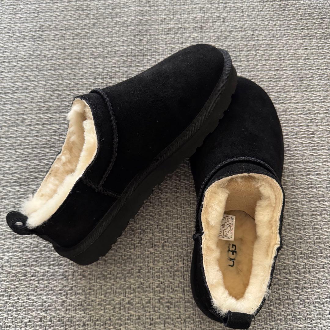 アグ　マイクロ　ブーツ