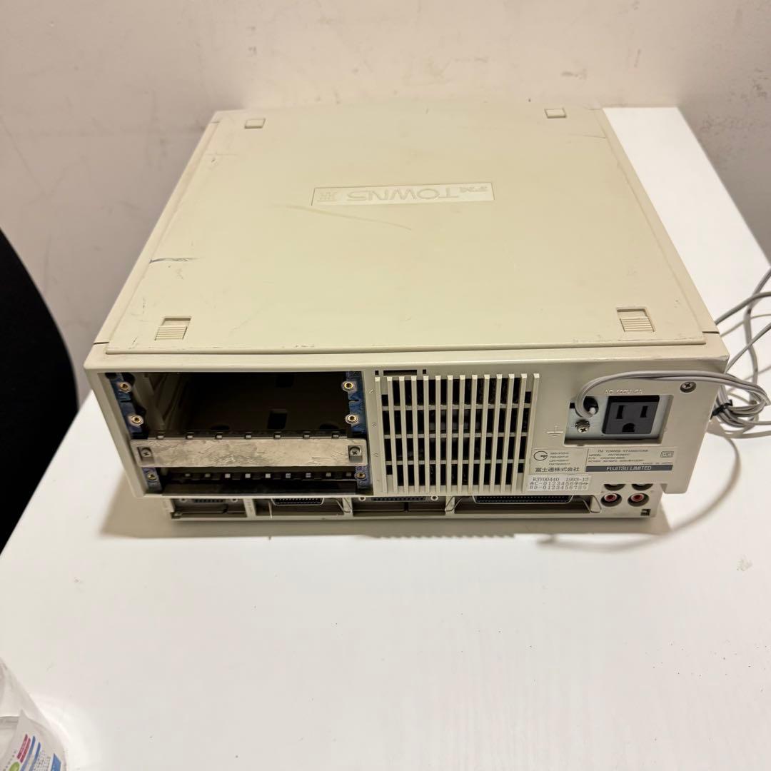 FM TOWNS II MX モデルMX170W / FMTWMX17W