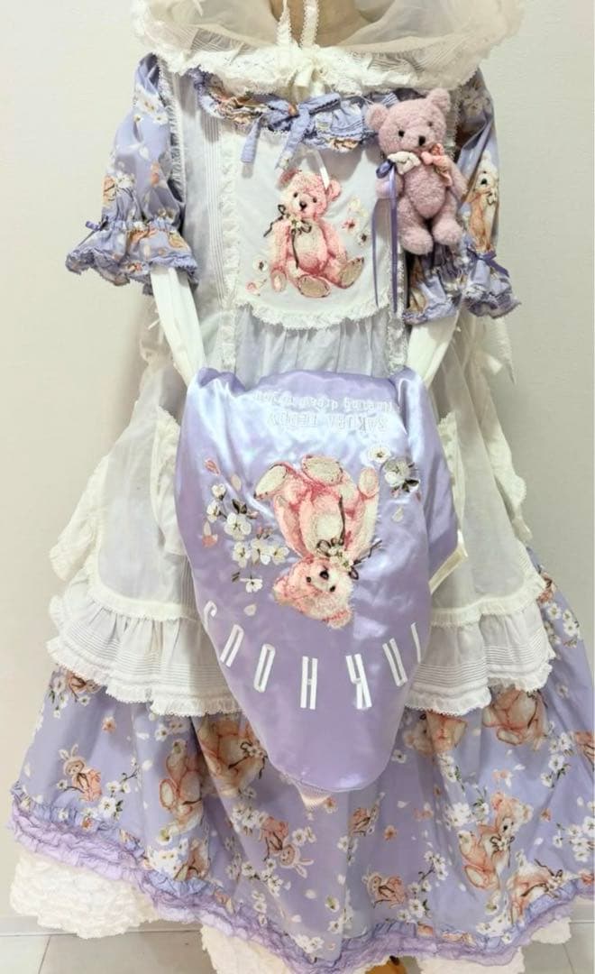 ピンクハウス♡サテンブルゾン♡