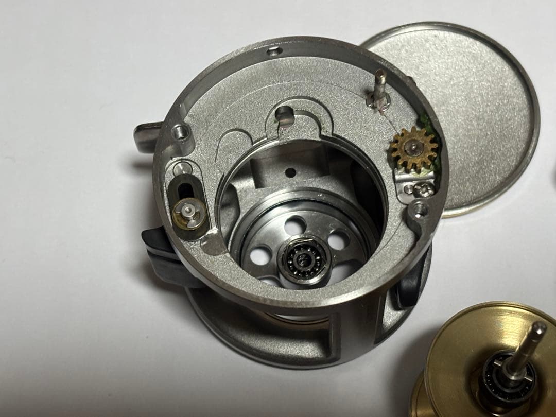 05 CALCUTTA 101 ベイトリール　中古