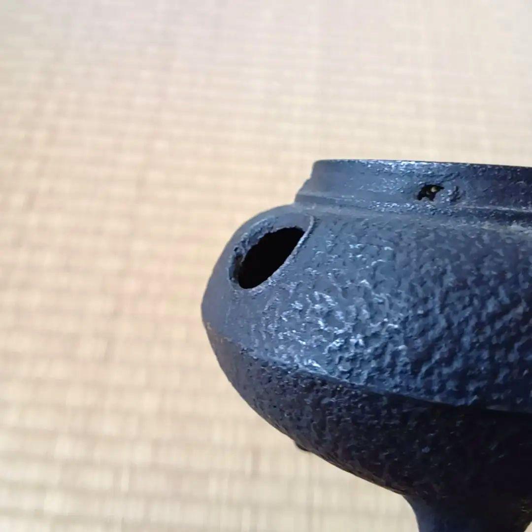 骨董品 茶釜 茶道具 唐獅子 香炉 火鉢 霰文様 置物 レトロ 鉄製 鉄器