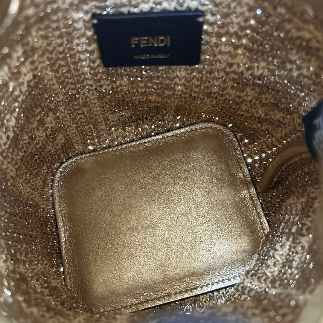 FENDIフェンディ　モントレゾールミニバッグ　ラフィア　カゴ　ハンドショルダー