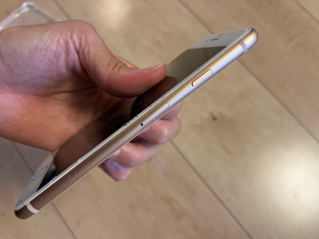 iPhone 8 ゴールド 256GB ジャンク品