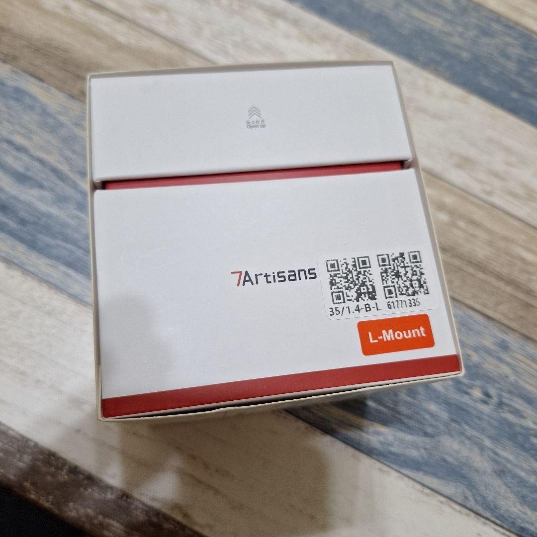 7Artisans 35mm F1.4 単焦点レンズ