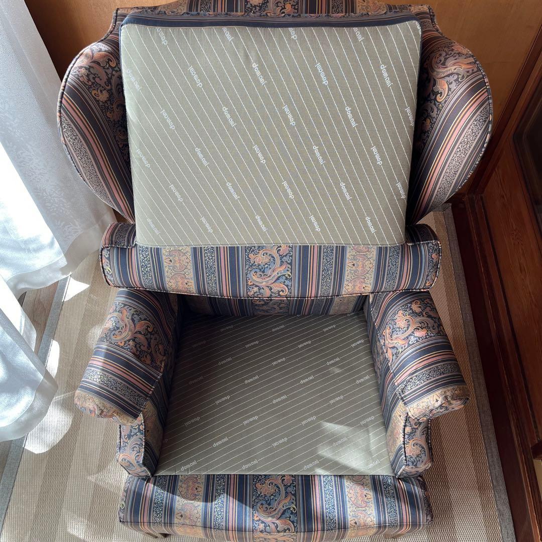 た64【美品】カリモク domani 1人掛けソファ アームチェア ドマーニ