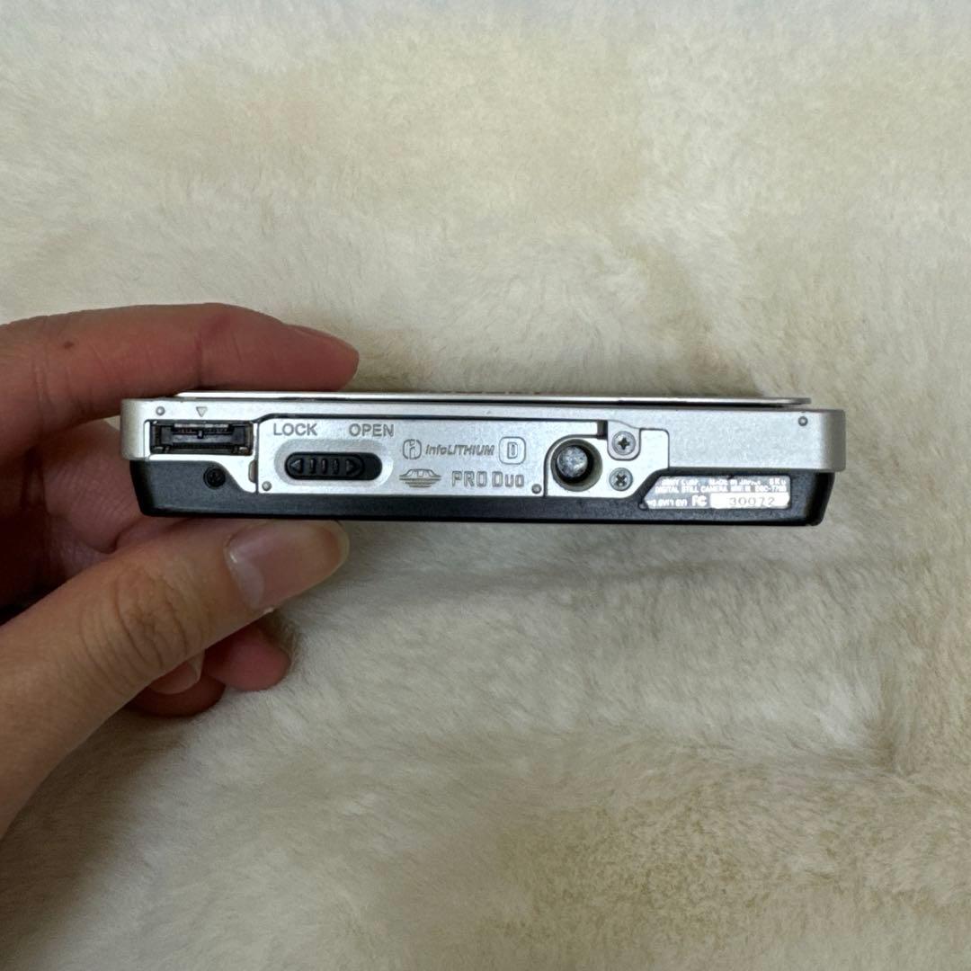 Sony cyber-shot デジタルカメラ、バッテリー、チャージャーセット