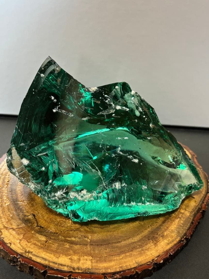 アンダラクリスタル　火山ガラス 744g エメラルドグリーン　クリストバライト