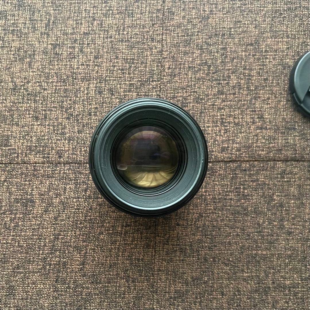 Canon EF 85mm f/1.8 レンズ プロテクター付き