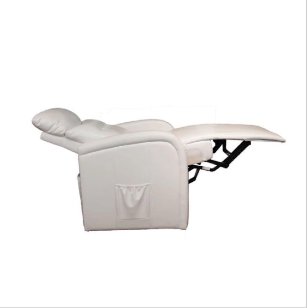 ☆のりせんべいページ☆ホワイト電動リクライニングソファ