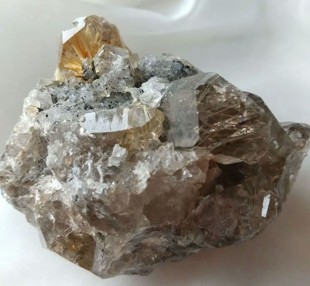 ブラジル産 虹入り 太陽ルチル スモーキークォーツ 美クラスター