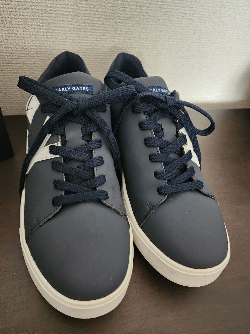 【☆超美品☆】PEARLY GATES サイドロゴ スニーカー 紺 25.5㎝