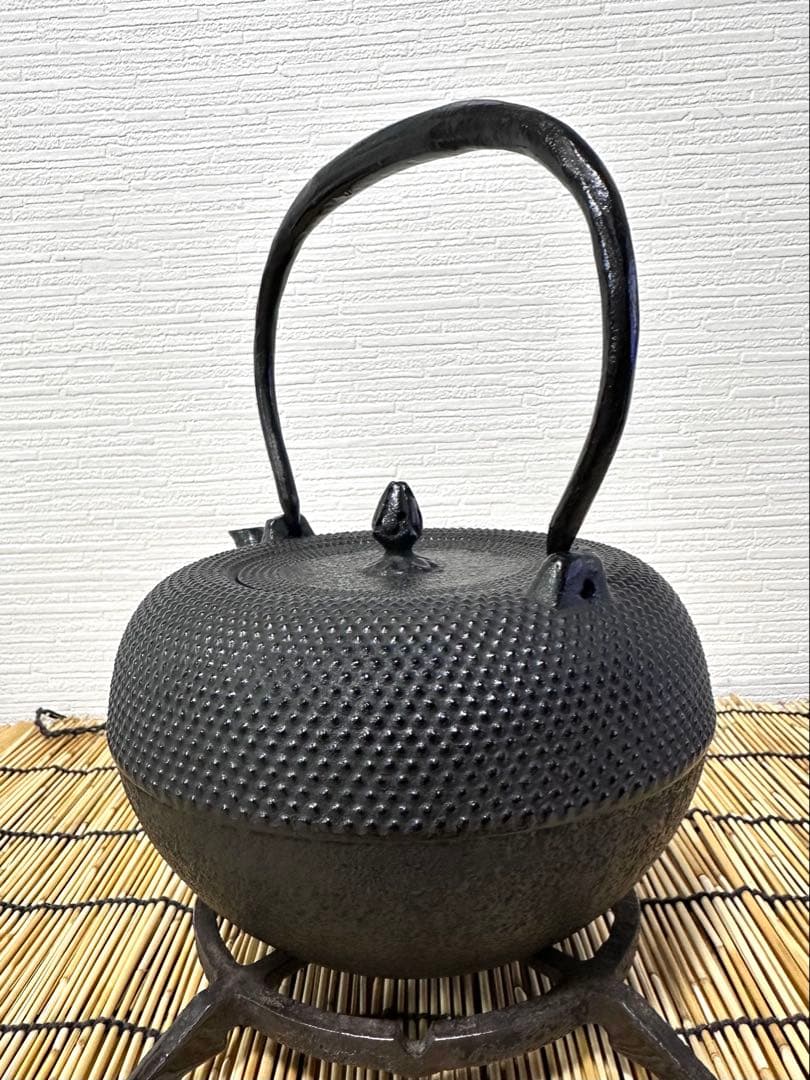 未使用品、供箱等付属品付　南部三厳堂造　１５型アラレ　summer様　売約済み