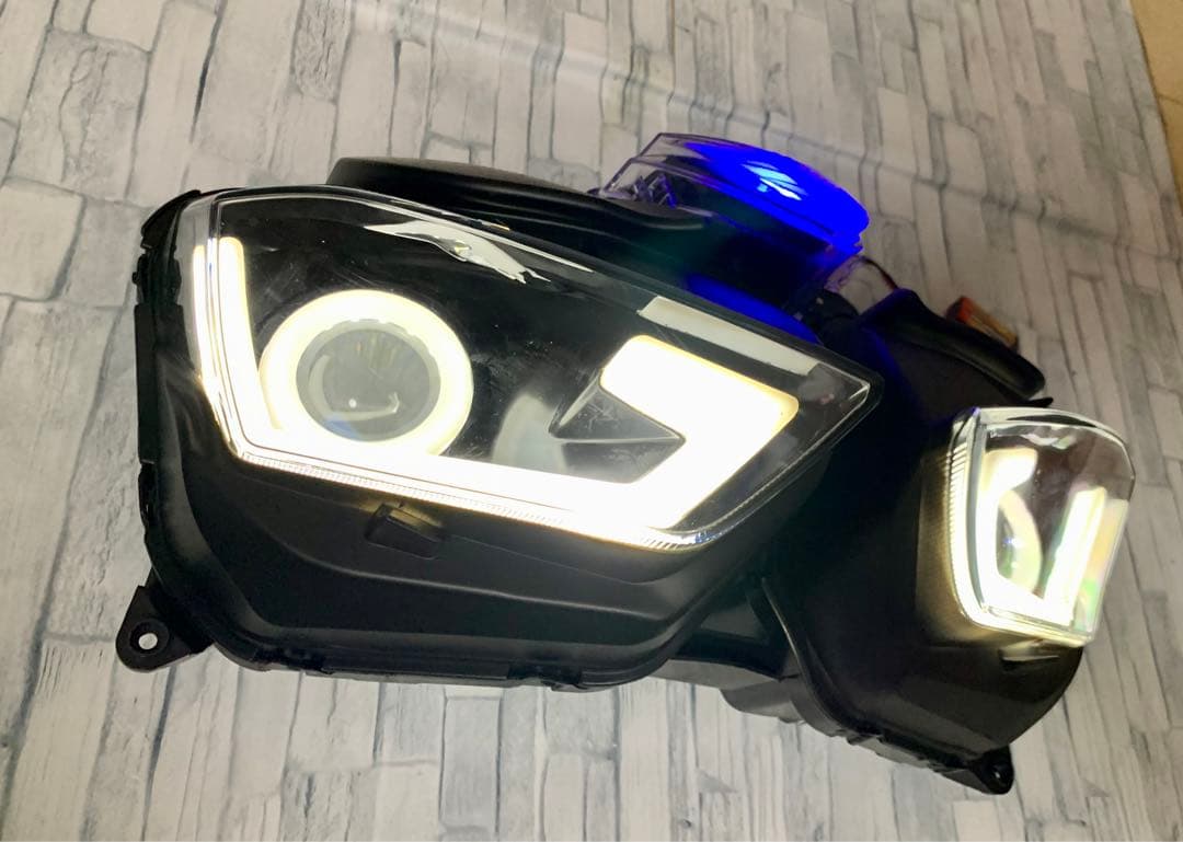 YZF-R3 / YZF-R25 カスタムLEDヘッドライト プロジェクター