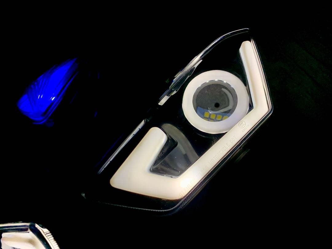 YZF-R3 / YZF-R25 カスタムLEDヘッドライト プロジェクター