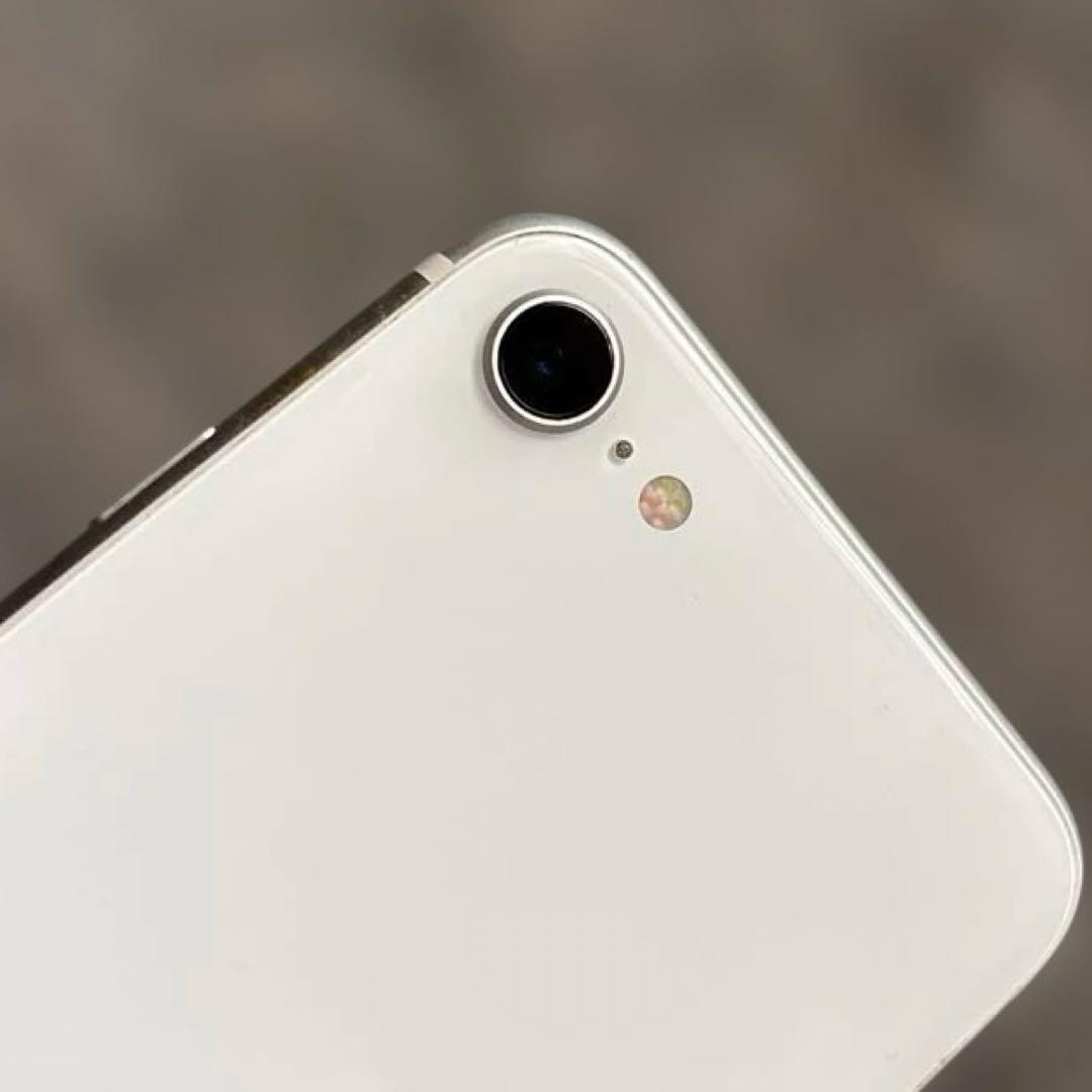 Apple iPhoneSE2. ホワイト 本体 ジャンク品
