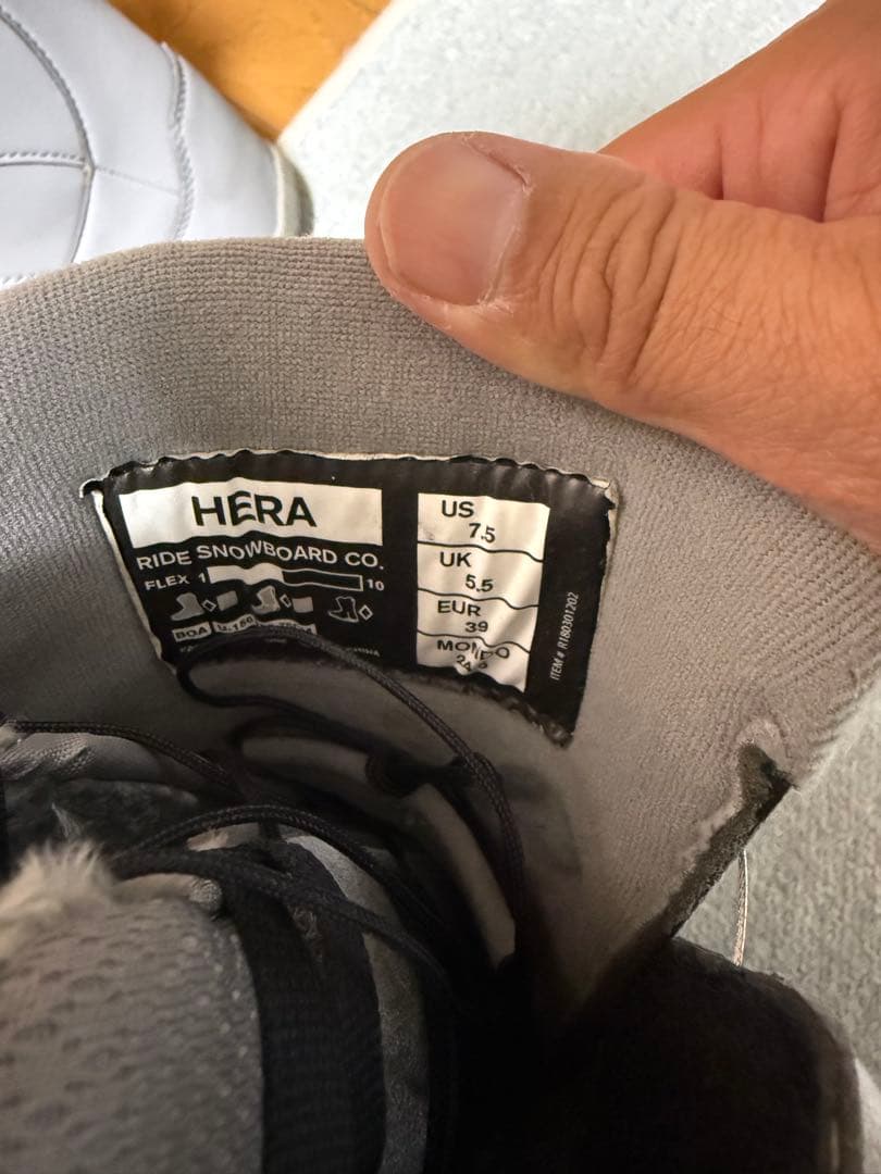 ★RIDE HERA★レディース　美品