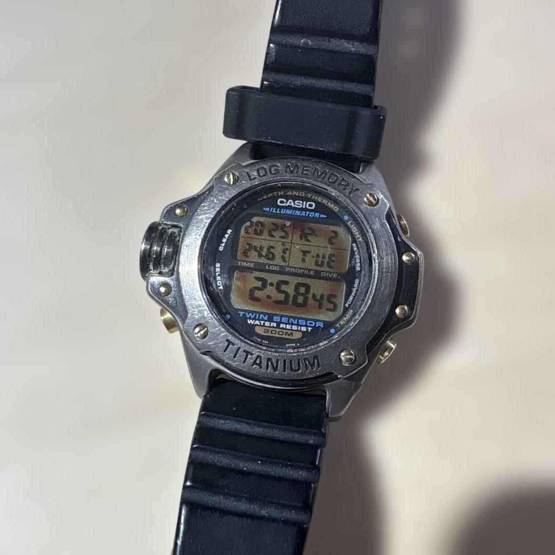 CASIO デジタル腕時計 DEP-700 チタン製