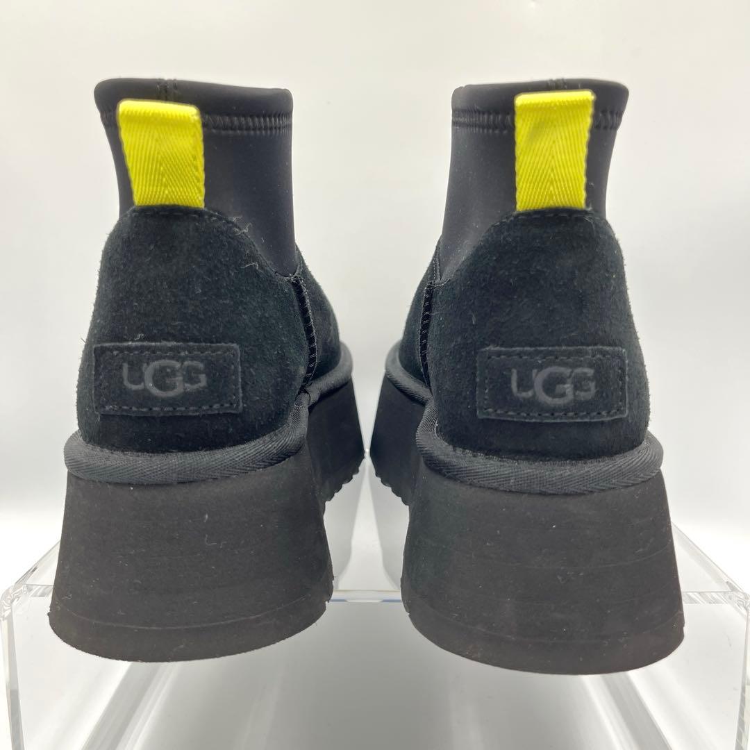 【美品】UGG W CLASSIC MINI DIPPER 厚底ブーツ黒23