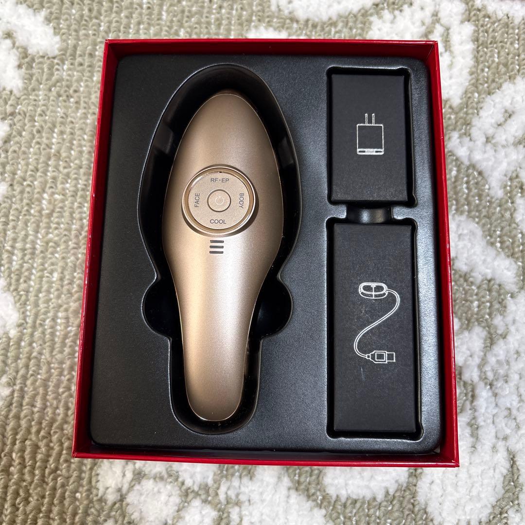 Eclat 美顔器 ゴールド