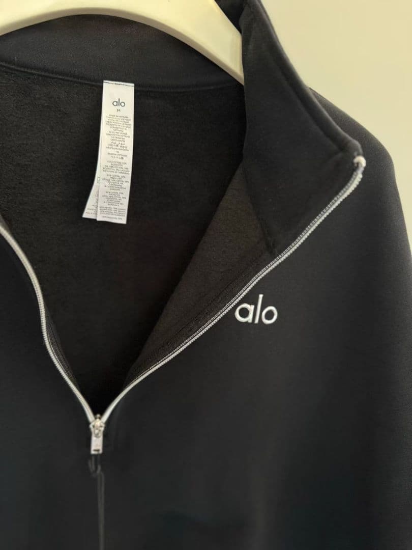 ALO YOGA ジップアップ トレーナー　スウェットブラック L