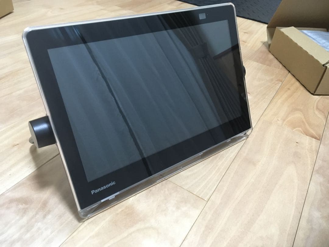 【新品】Panasonic ポータブル防水テレビ 10型 UN-10CN10-K