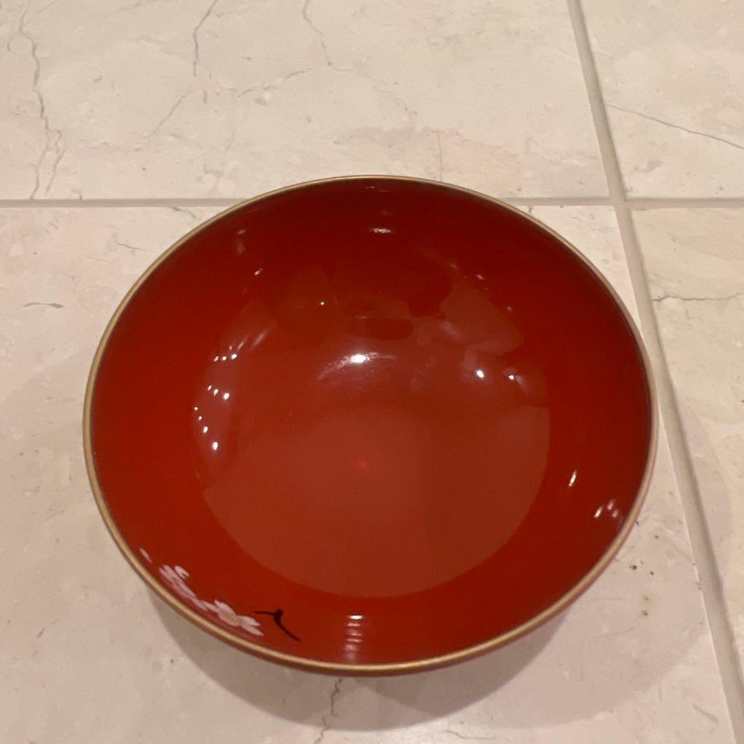 赤色 桜模様 飯碗 直径約15cm