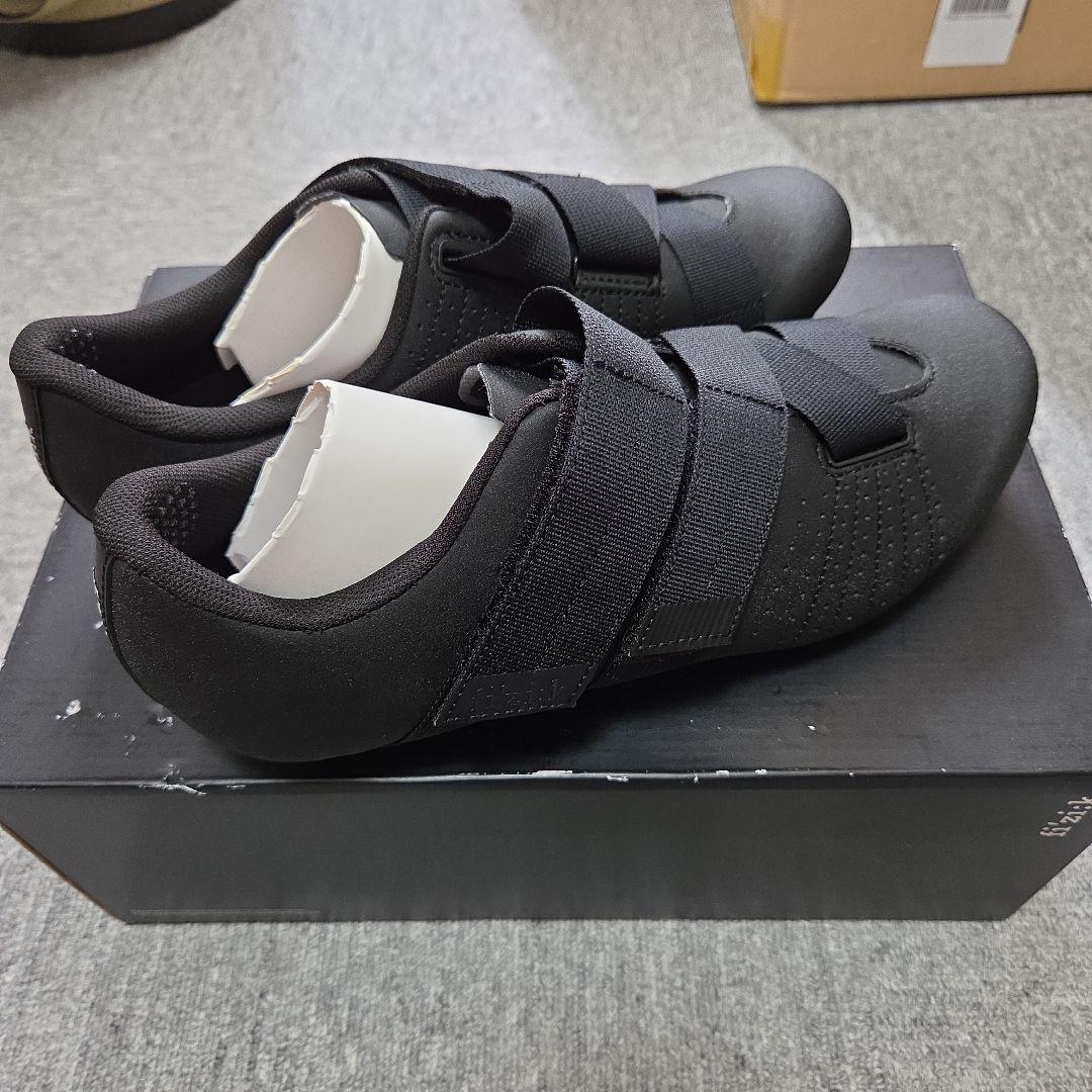 再値下【新品未使用】Fizik R5 パワーストラップ　43 1/2