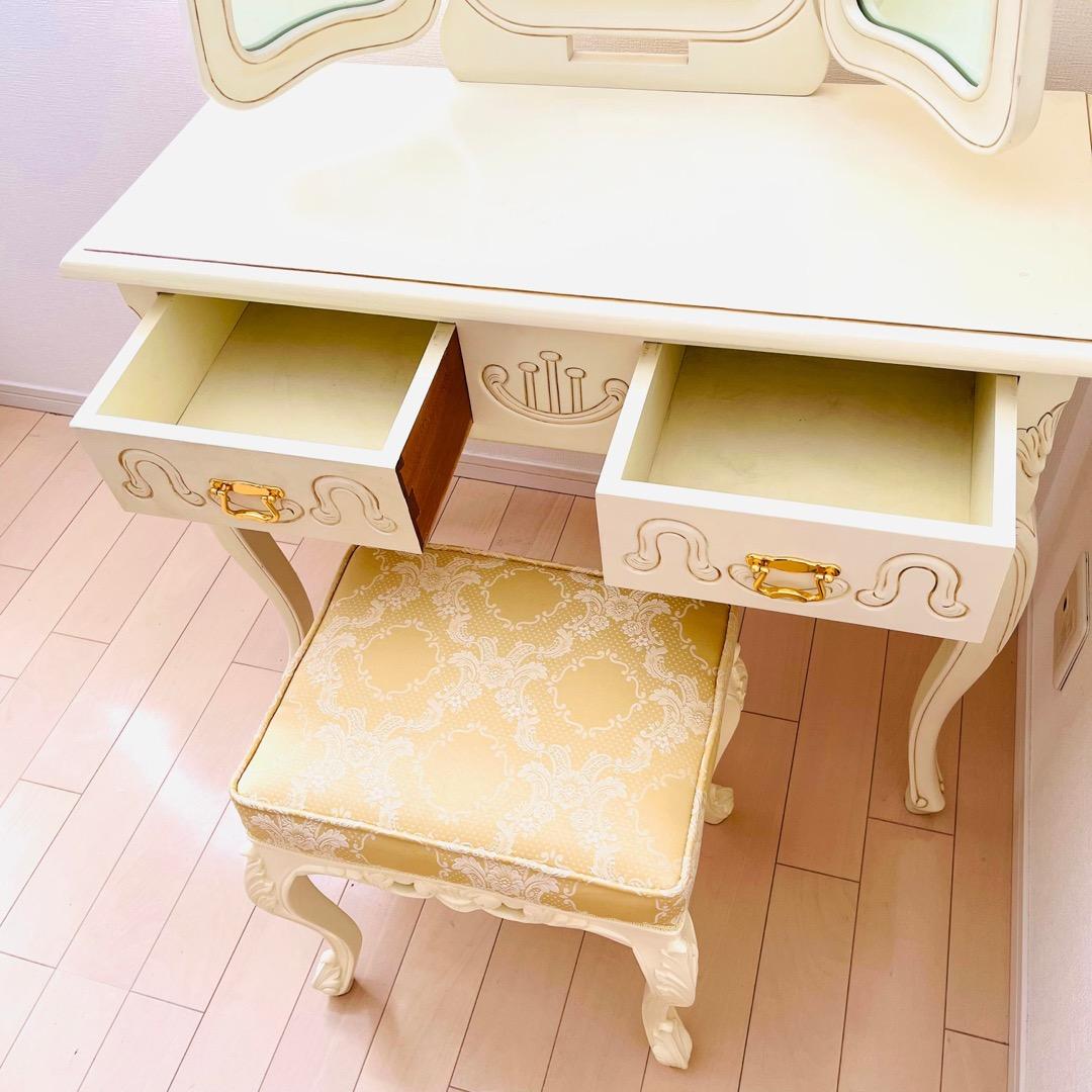 ドレッサー　椅子セット　アンティーク調　三面鏡　ヨーロピアン　猫脚家具　ホワイト