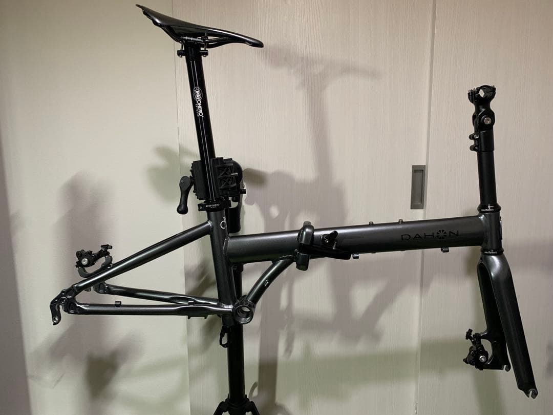 DAHON vitesse★リメイク★カーボンフォーク★軽量★ディスクブレーキ