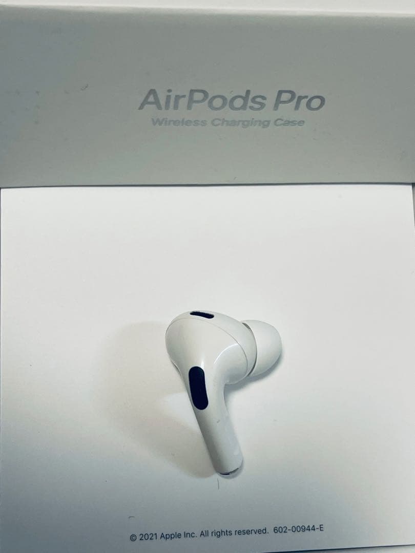 Airpods Pro 第2世代　右耳　USB-C 右イヤホン A3047