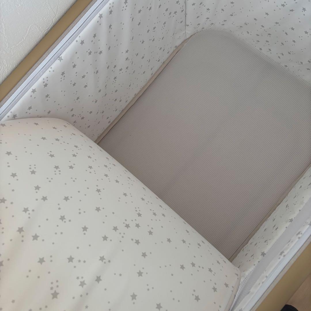 2025最新型モデル　HZDMJ ベビーベッド　カーキ